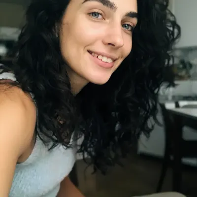 Арина, 25