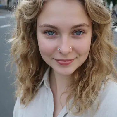 Лана, 26